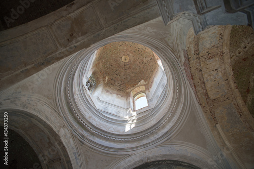 destroyed orthodox church view from inside the Smolensk region Roslavl district,
Corsici photo