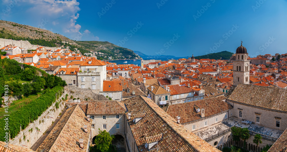 panoramic view of the Dubrovnik old town from the city walls