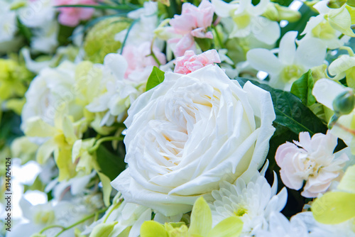 Fototapeta Naklejka Na Ścianę i Meble -  colorful wedding flower bouquet