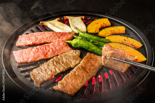 高級和牛の焼肉セット Japanese beef roasted meat set