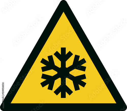 ISO 7010 W010 Warning; Low temperature / freezing conditions