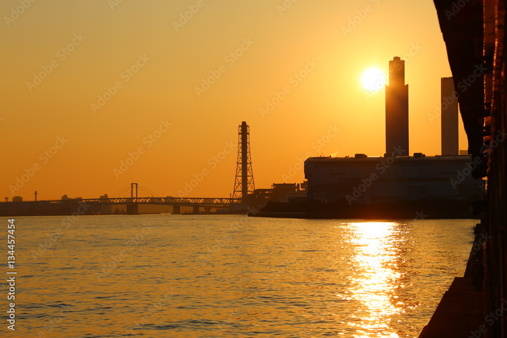 海芝浦駅