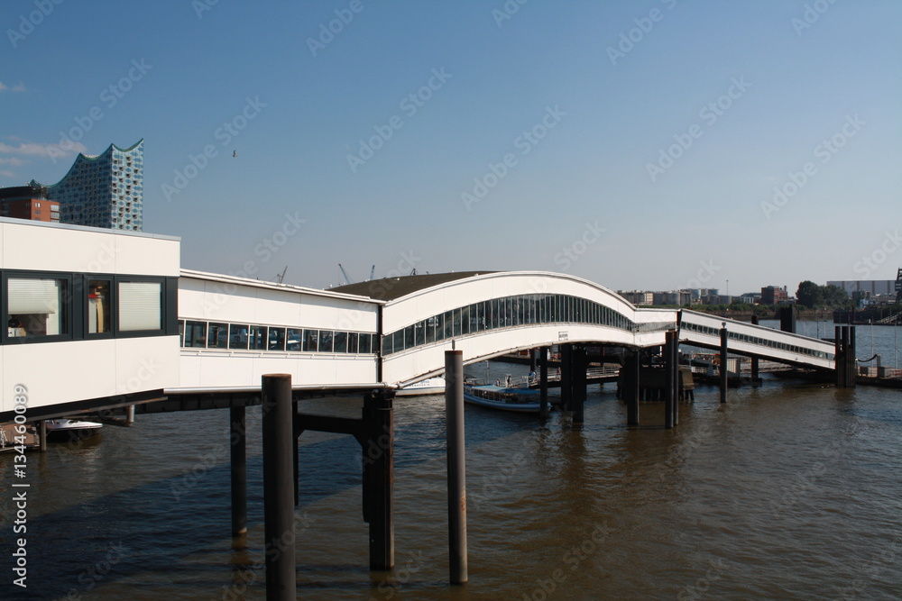Fototapeta premium Jetty at the Port of Hamburg