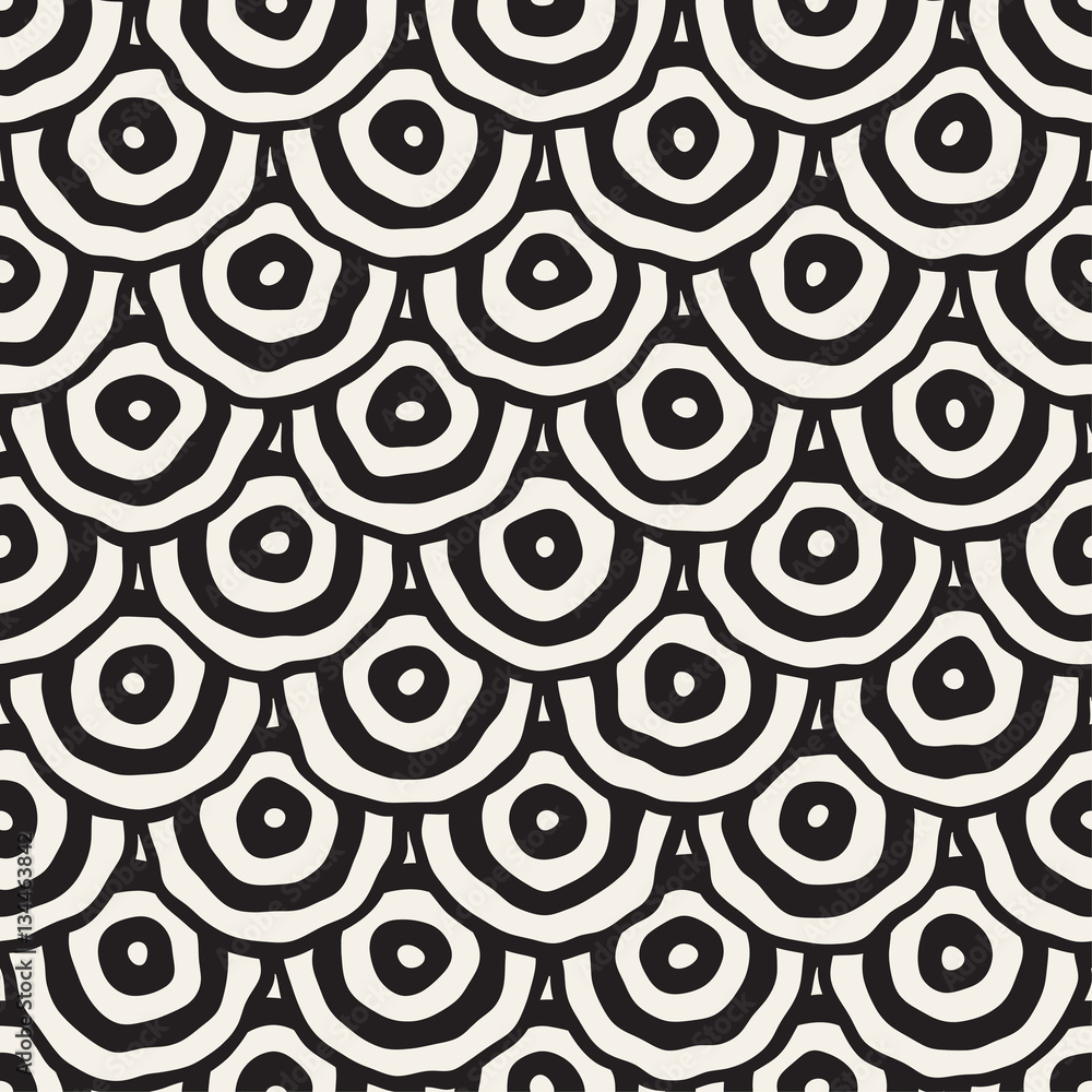 Rough Line Hand Drawn Circles. Vector Seamless Black and White Pattern. Rough Line Hand Drawn Circles. Vector Seamless Black and White Pattern.