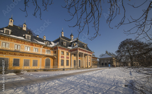 Schloss Pillnitz im Winter (Innenhof, Detail)