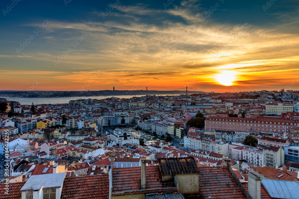 Vista de Lisboa no Por do Sol,Portugal