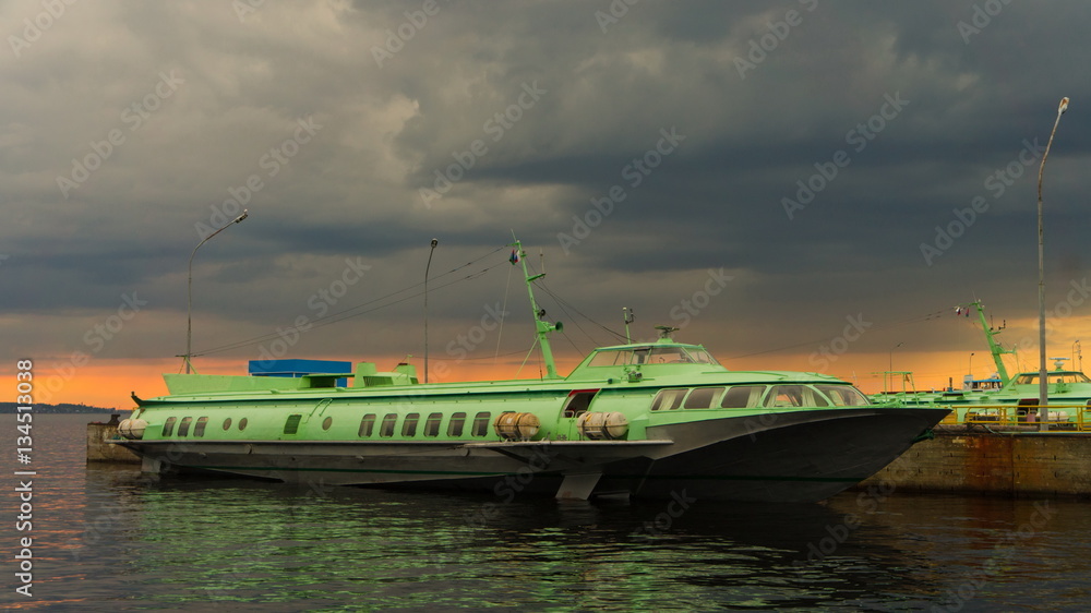 Fototapeta premium Hydrofoil on Lake Onega