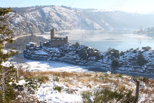 Château de Grangent Loire Barrage de Grangent Auvergne Rhône-Alpes France photo