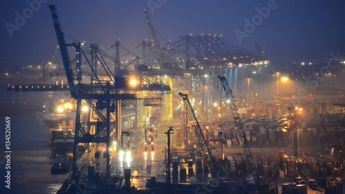 Containerterminal, Container, Hafen, Containerhafen, Containerumschlag, Import, Export, Hamburg, Elbe, Deutschland photo