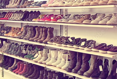 store with wintry shoes