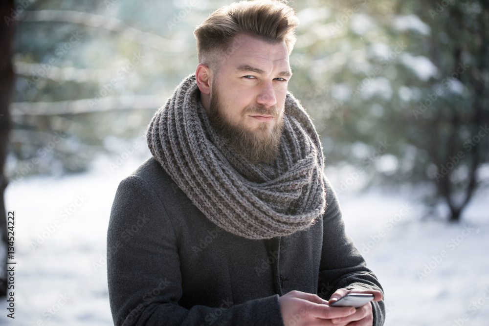 Using smartphone during winter Using smartphone during winter