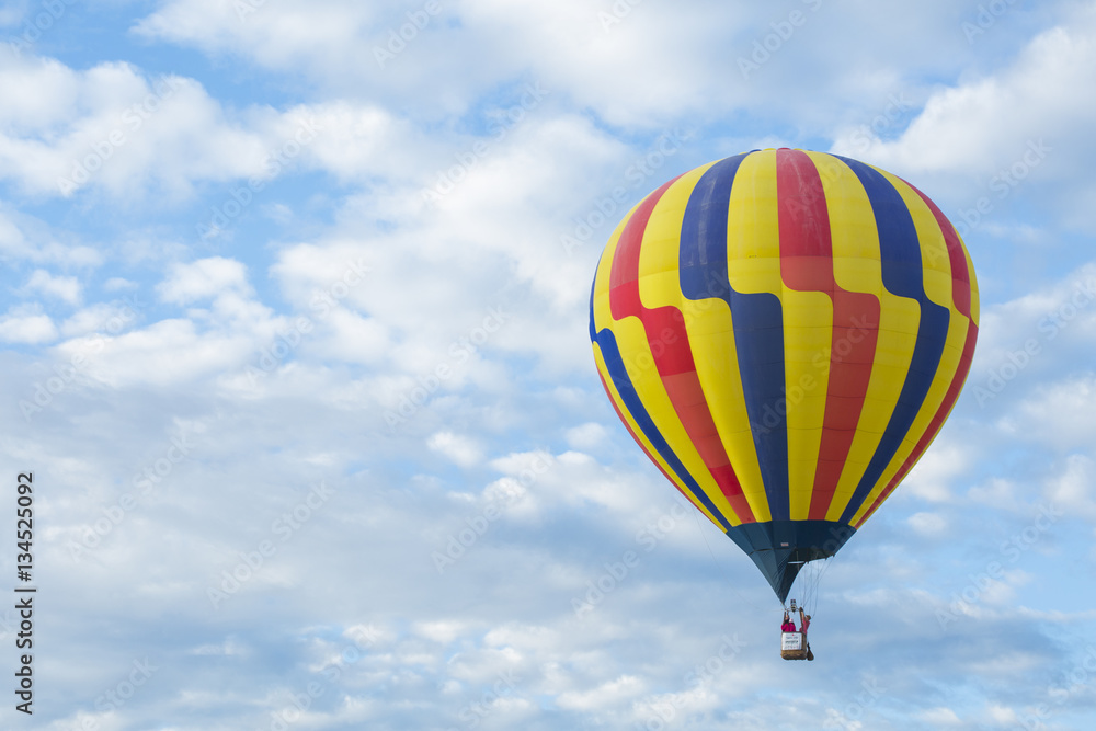 Fototapeta premium Hot Air Balloon Flying