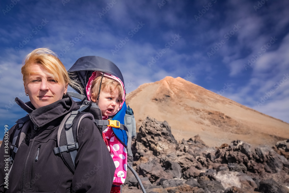 Trekker with a child at Pico del Teide