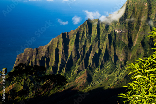 Razor sharp peaks of the Napali Coast from Kalalau Lookout, Kauai