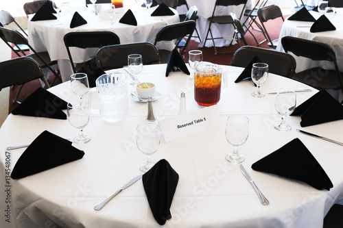 Obraz na plátně close up on banquet table setting