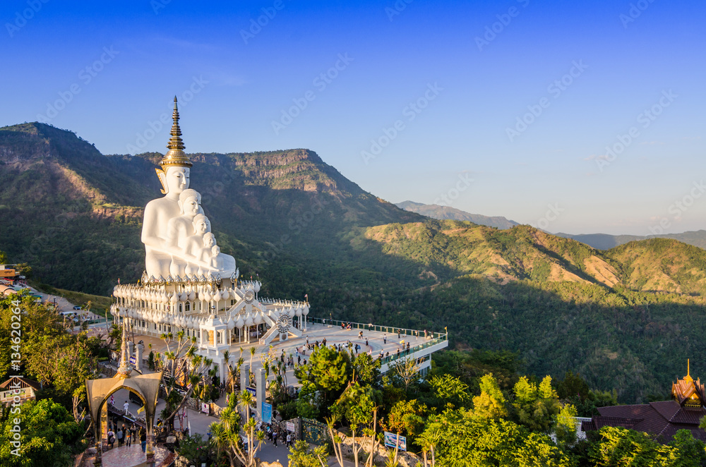 White big buddha statue