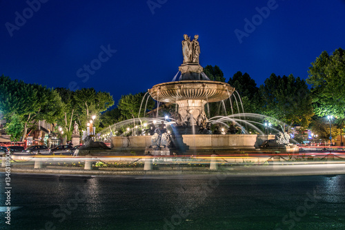 Aix en Provence, Place de la Rotonde de nuit