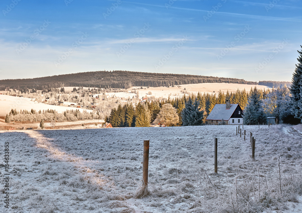 Bergstadt Platten (Horni Blatna) im Erzgebirge im Winter