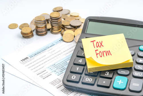 Tax calculation photo