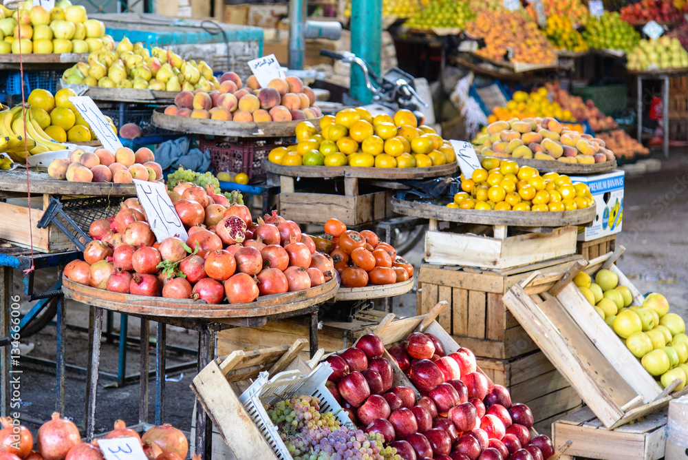 Fruitmarket in Qom, Iran