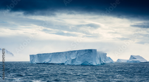 Eisberg in der Antarktis © Bloody Orange