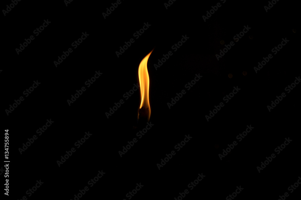 Foto Stock Fiamma candela | Adobe Stock