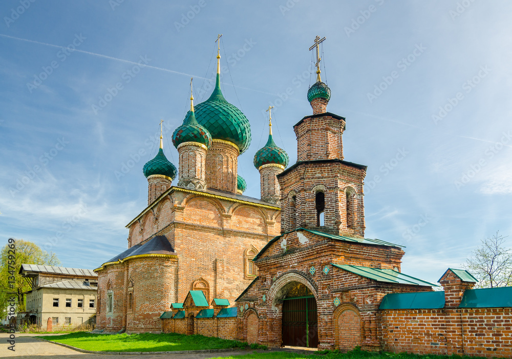 Church of St. John Chrysostom and holy gate in Yaroslavl, Russia. Church of St. John Chrysostom and holy gate in Yaroslavl, Russia.