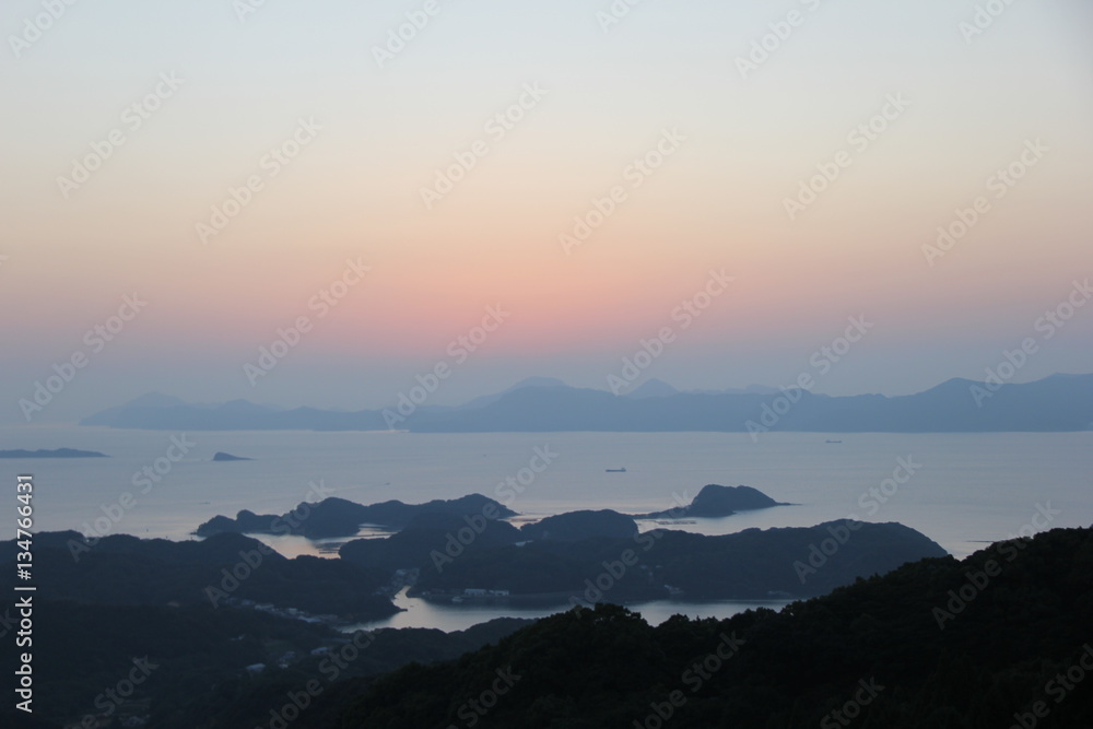 冷水岳から見る日没(長崎県)