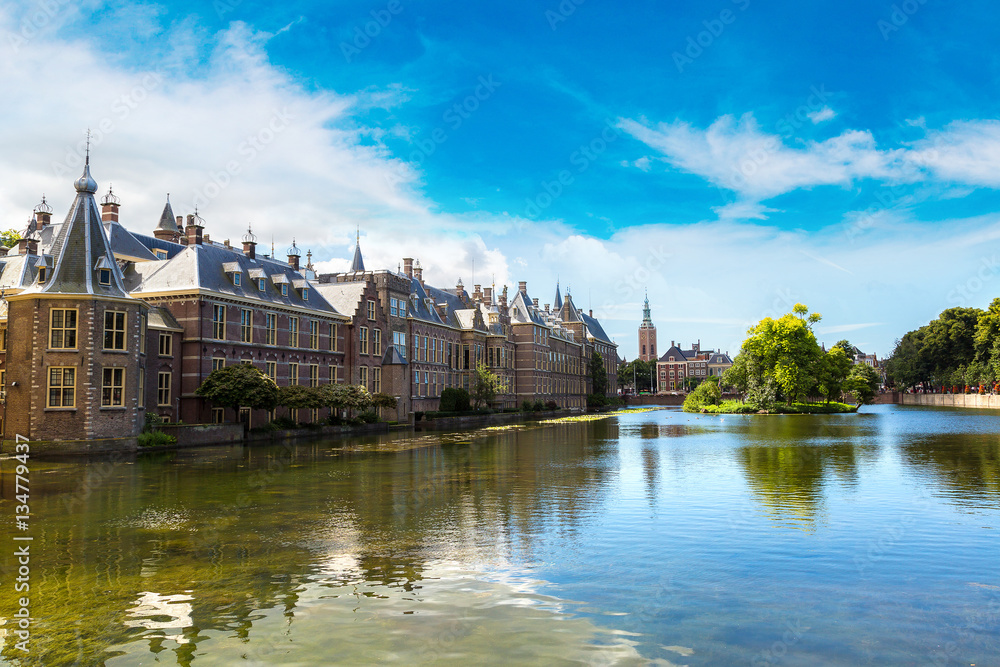Fototapeta premium Binnenhof palace in Hague