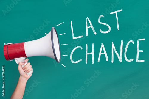 Foto Megaphone with Last Chance Announcement