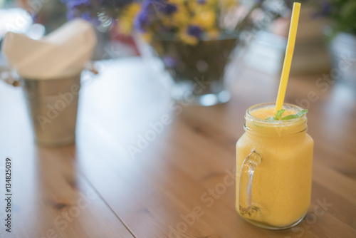 Mango smoothie, Healthy drinks
