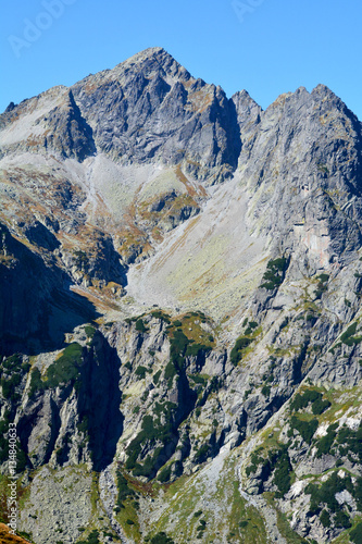 Tatra Mountains. Fot. Konrad Filip Komarnicki / EAST NEWS Slowacja 17.09.2015Widok na Kolowy Szczyt z okolic Zielonego Stawu w slowackich Tatrach Wysokich.