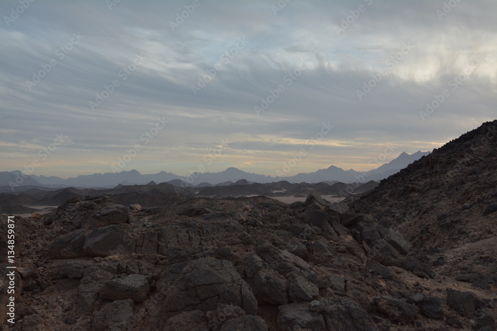 Obraz premium Fantastic Mountain and Rocks In Sahara Desert in North Africa Like a Mars Landscape or Panorama of Other World