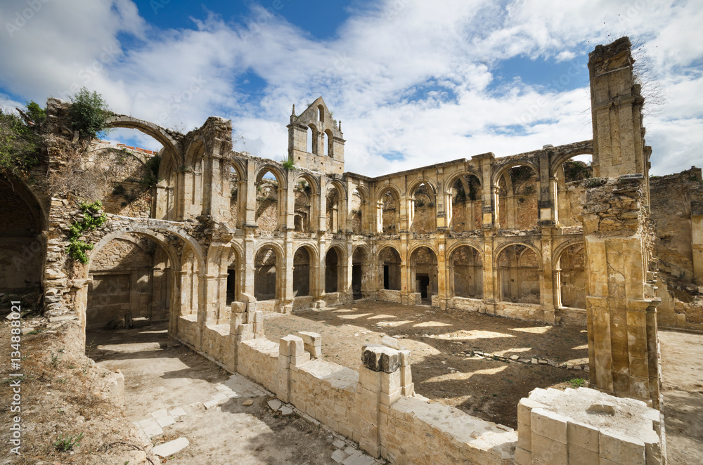 Naklejka premium Ruins of an ancient abandoned monastery in Santa Maria de rioseco, Burgos, Spain.