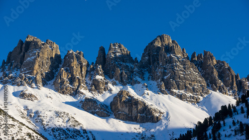Kalkkoegel mountains near Innsbruck  Tirol  Austria  in winter