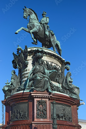 The monument to Alexander 1 summer in St. Petersburg