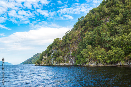 Loch Ness in Scotland © Sergii Figurnyi