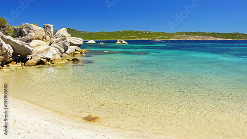 Fotografía Plage de Pianotolli dans la baie de Figari en Corse