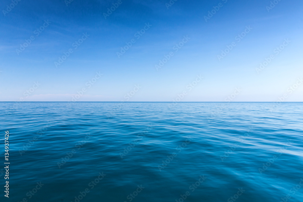 Obraz premium sea background,deep blue water