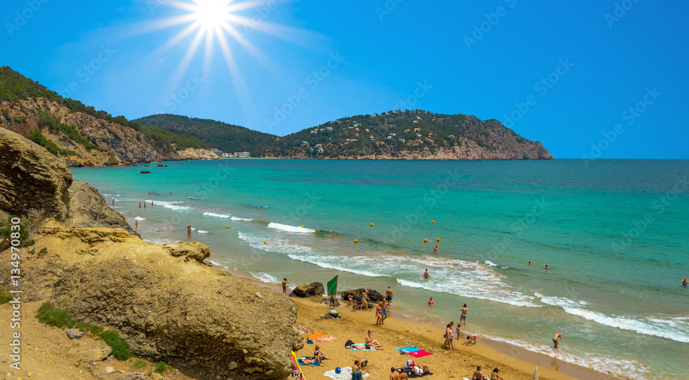 Playa de Aguas blancas en Ibiza