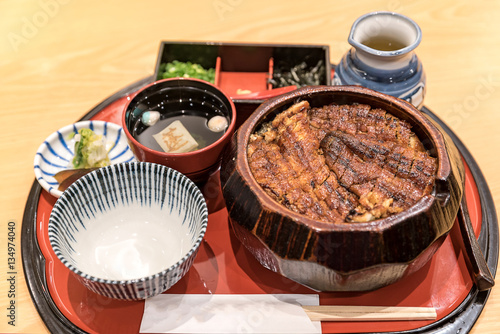 unadon eel rice bowl photo