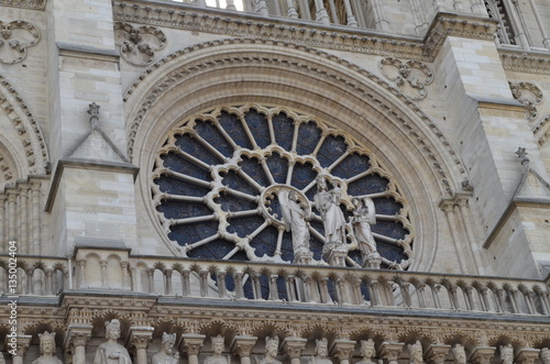 Rozeta Katedry Notre Dame w Pary  u A rose window of Notre Dame Cathedral in Paris  France