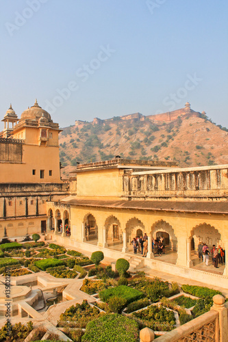 сад, форт Амбер, дворец-крепость в Индии