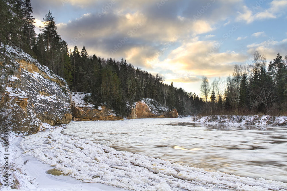 Fototapeta premium Eagle cliffs Continuous sandstone wall on Gaujas river side