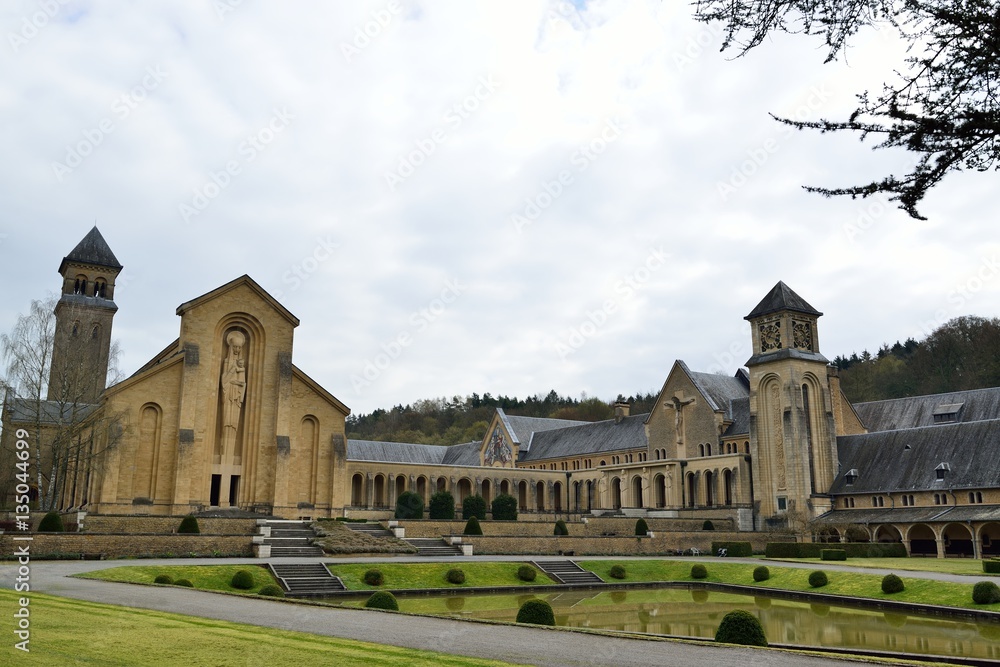 オルヴァル修道院