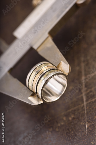 Handmade silver spinner ring_the workshop collection