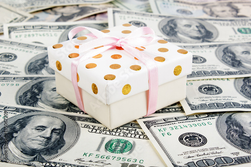 Gift box and lots of dollars.