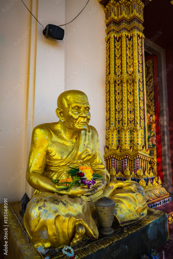Obraz premium Wat Plai Laem