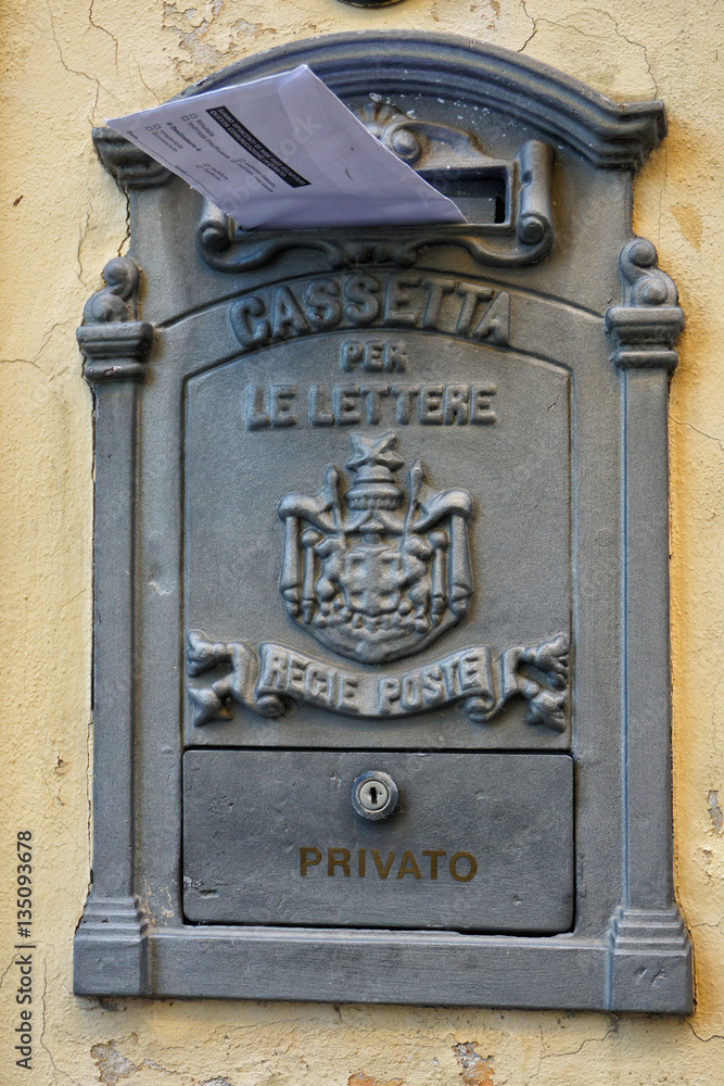 Italian letter box