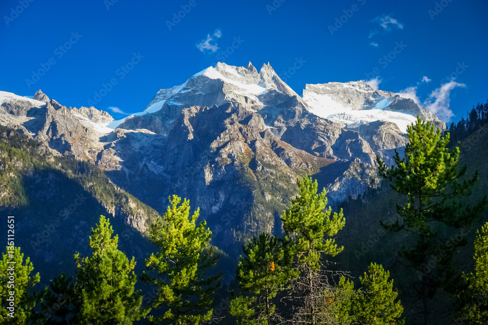 Alpine landscape of Tibet